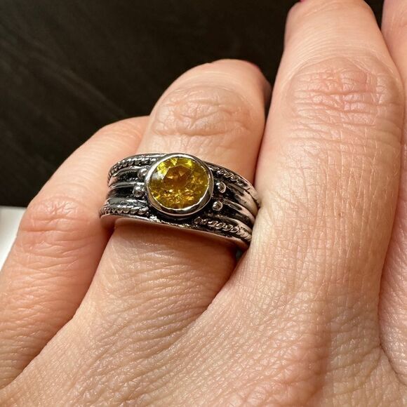 Round cut, faceted citrine solitaire ring in solid sterling silver! - Picture 5 of 12